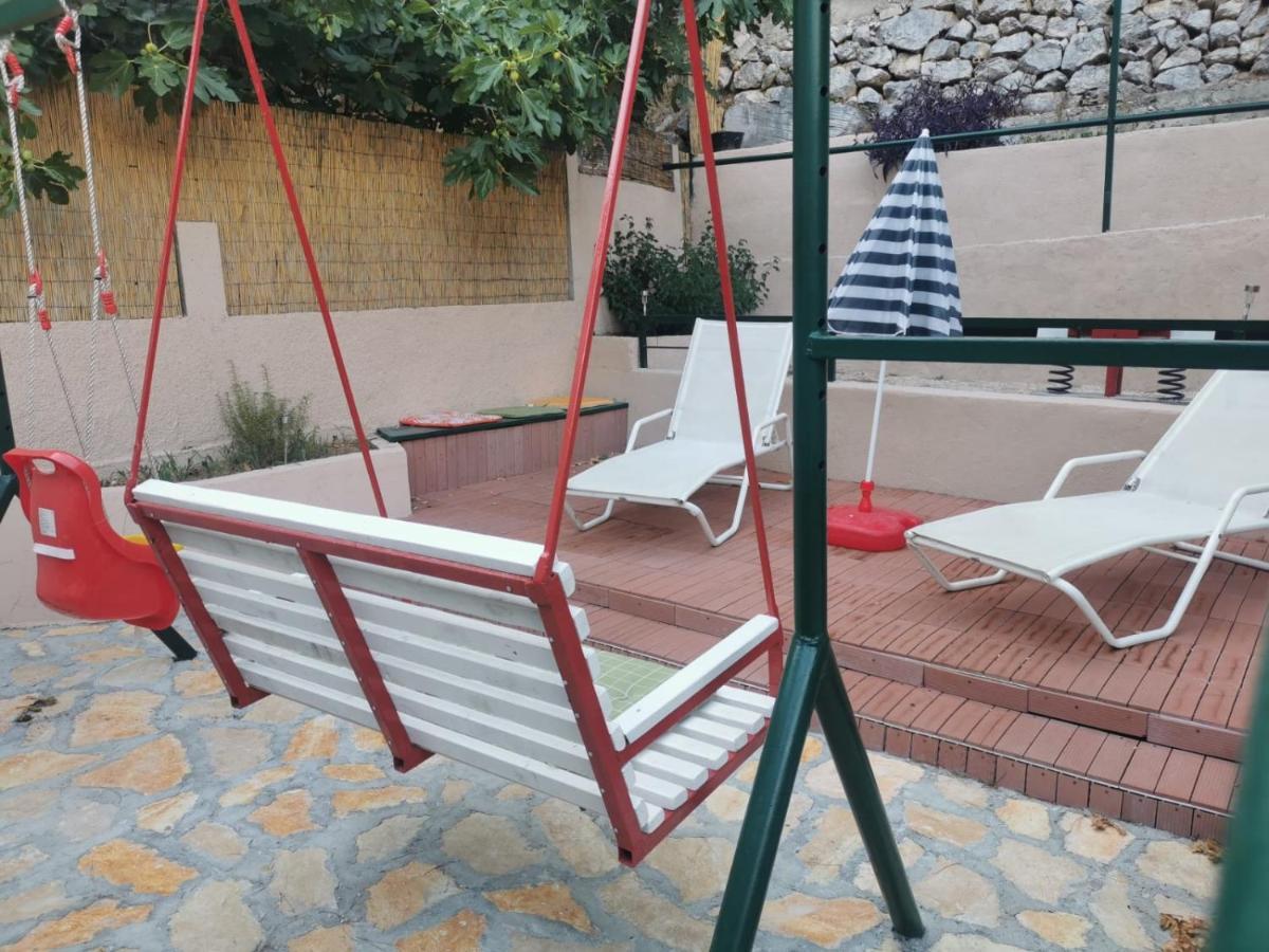 Big And Spacious Apartment In The Heart Of Omiš Exteriör bild