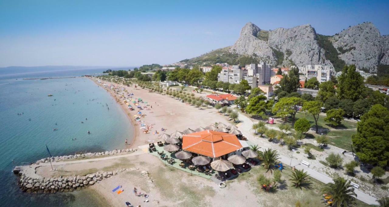 Big And Spacious Apartment In The Heart Of Omiš Exteriör bild