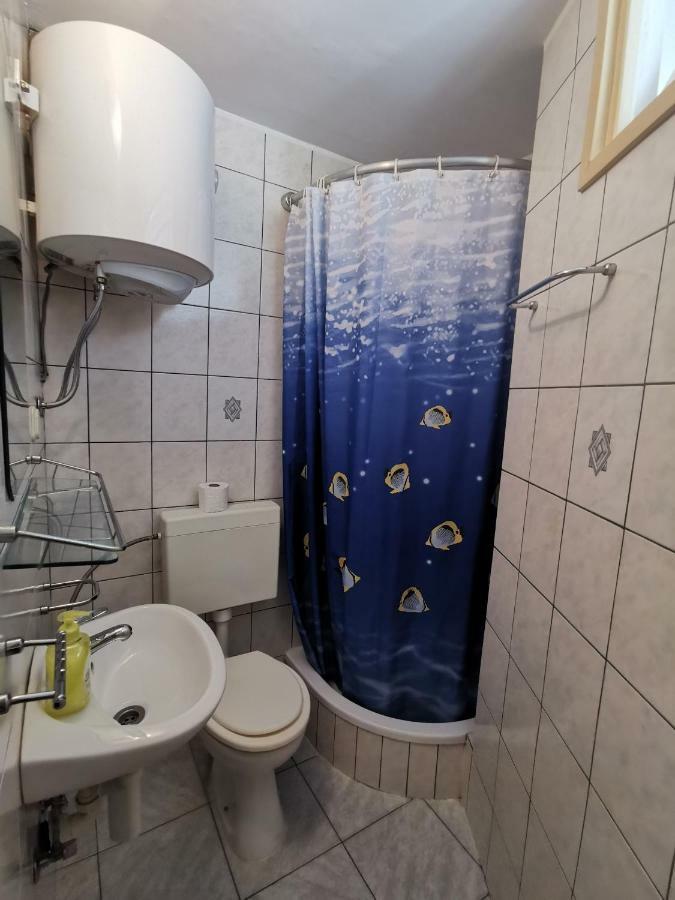Big And Spacious Apartment In The Heart Of Omiš Exteriör bild